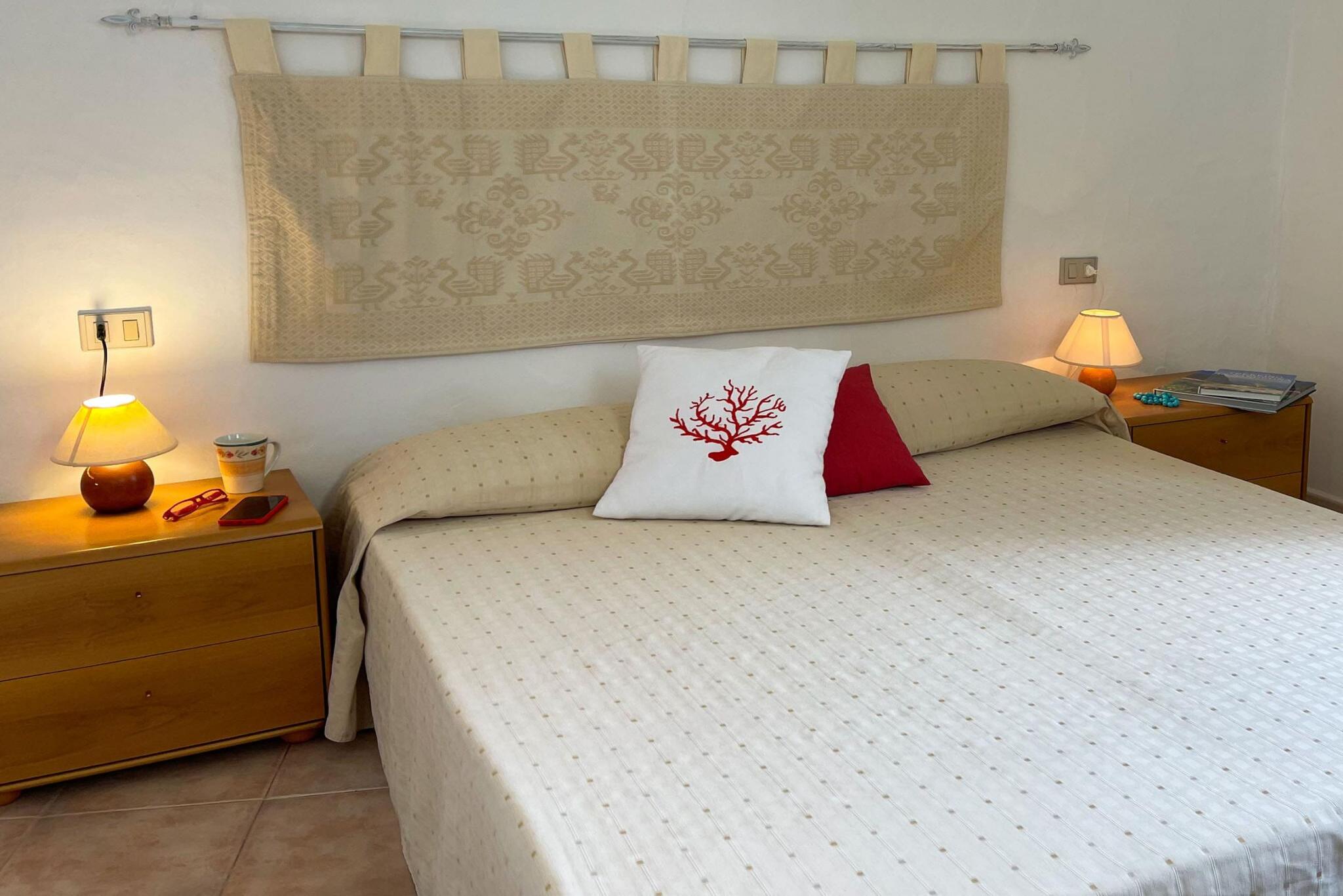 2201) Gemma sotto, Valledoria